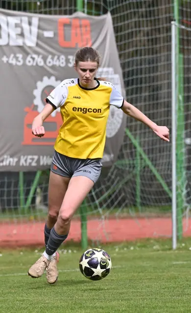 Mit viel Einsatz gehen die Spielerinnen in jedes Spiel. | Foto: SV Arnoldstein/ATUS Nötsch