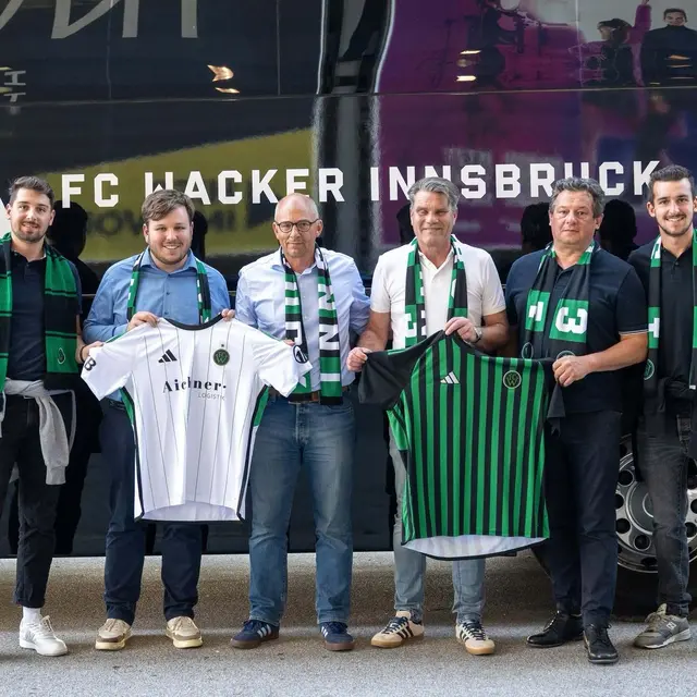 Nach dem Spiel in Linz wartet auf den FC Wacker Innsbruck das Auswärtsspiel in Kapfenberg. Der FC Wacker Innsbruck ist künftig wieder mit einem gebrandeten Mannschaftsbus im ganzen Land unterwegs. Zur Verfügung gestellt wird der Bus vom bayerischen Unternehmen Autobus Oberbayern (mit ihrer Marke eventmover). Gleichzeitig bleibt auch Schreder Busreisen als verlässlicher Partner an Bord und wird in Zusammenarbeit mit Autobus Oberbayern die Fahrer für die Auswärtsfahrten stellen.  | Foto: FCW/Schönherr