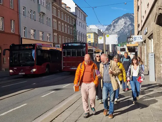 Nach ersten Pilot-Walkshops in Innsbruck kommt das von Suzanne Whitby entwickelte Forschungsprojekt im September nach Linz.  | Foto: Suzanne Whitby