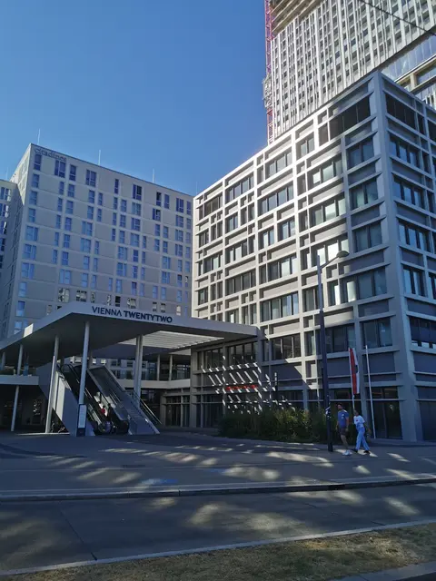 In der Donaustadt soll eine Sondersitzung der Bezirksvertretung stattfinden. Initiiert wurde sie von der FPÖ. | Foto: Luise Schmid/MeinBezirk
