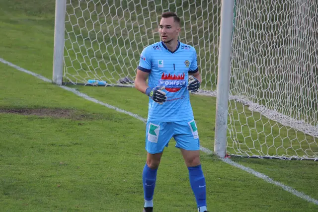 Der Deutschlandsberger Goalie hatte im Match vier mal das Nachsehen. | Foto: Josef Hofmüller