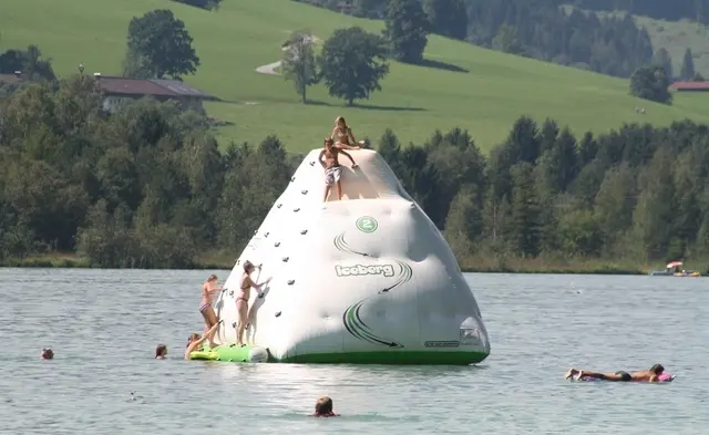 Reges Treiben am Walchsee – auch hier wurde geprüft.  | Foto: Reinhard Thrainer