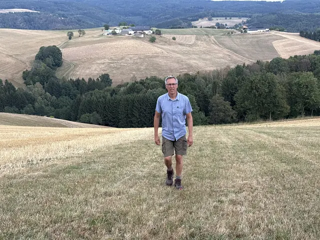 "Unsere Bauernfamilien sind Hauptbetroffene des Klimawandels und arbeiten täglich dafür, Österreich mit hochwertigen Lebensmitteln zu versorgen", betont Bauernbund-Präsident Georg Strasser. | Foto: Bauernbund