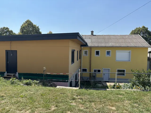 Das neue Haus wurde am bestehenden Gebäude der Großeltern angebaut.  | Foto: Elisabeth Kloiber/MeinBezirk