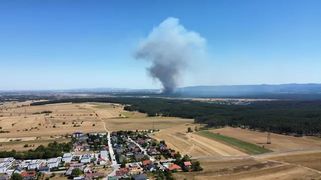 Die Rauchsäule des neuerlichen Brandes ist kilometerweit sichtbar. | Foto: privat
