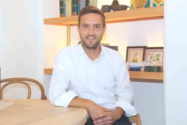 Im Sommergespräch Dominik Mainusch, Bürgermeister von Fügen, Landtagsvizepräsident und Parteiobmann der VP im Bezirk.
 | Foto: Foto: Walpoth