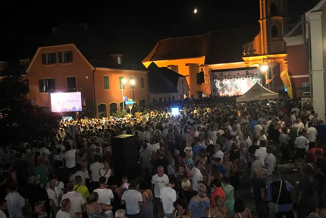 Zahlreiche Besucherinnen und Besucher bei den "Augustini Festagen" in Fürstenfeld". | Foto: Stadtgemeinde Fürstenfeld