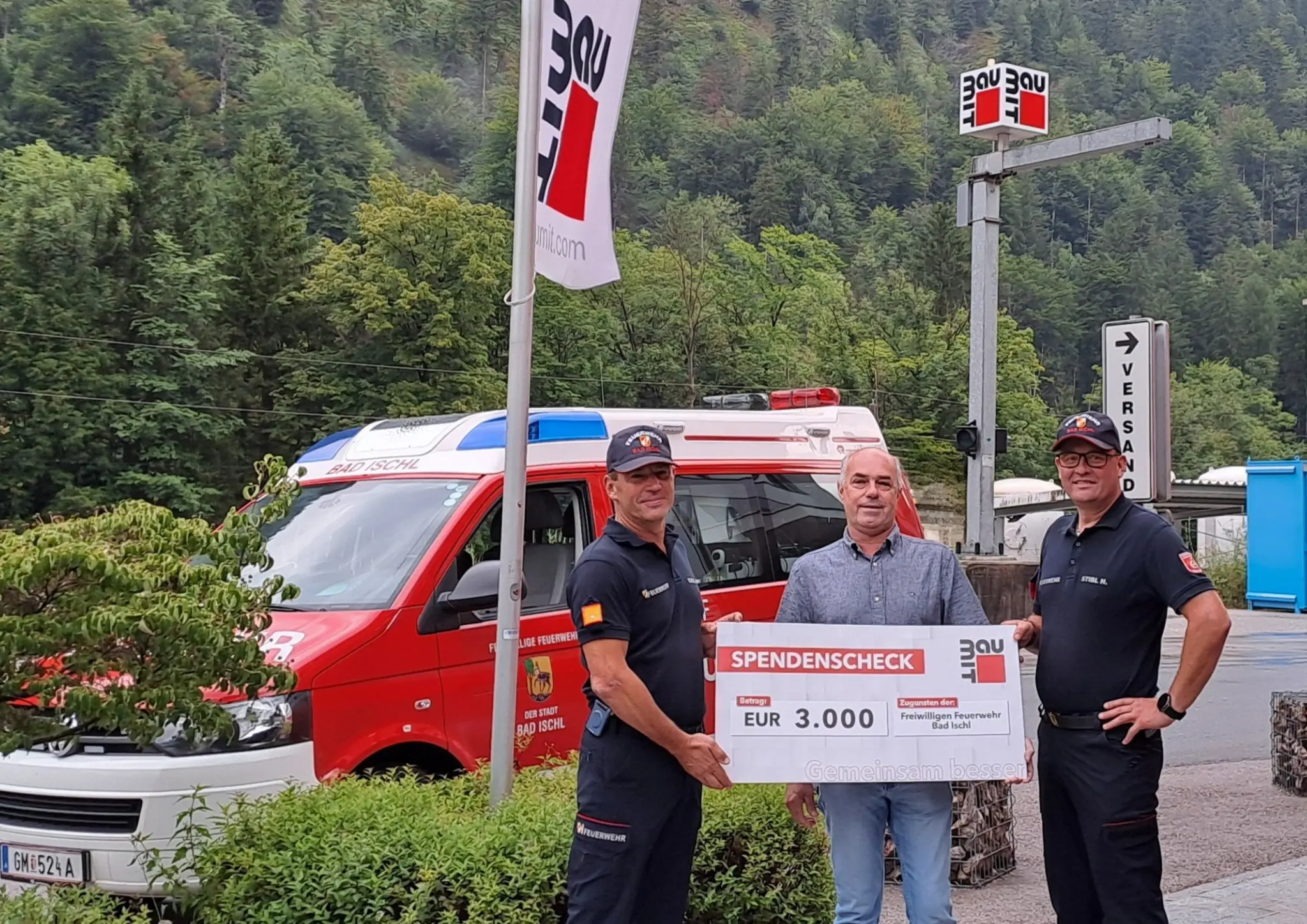 Bad Ischl: Baumit unterstützt Freiwillige Feuerwehr mit 3 ...
