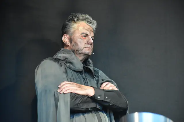 Die Besucherinnen und Besucher werden bei den Dimbacher Festspielen zu eindrucksvollen Szenen der Theatergeschichte entführt.  | Foto: Robert Zinterhof