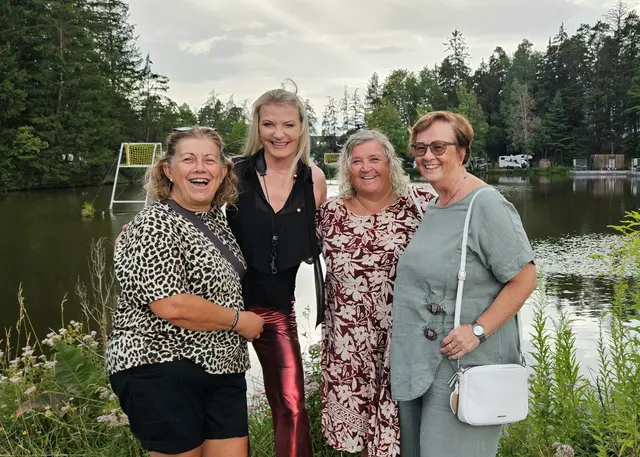 Edith Volgger, Maria Kofler, Barbara Wanka und Maria Voller ließen sich vom Regen nicht beeindrucken. | Foto: Maria Kofler