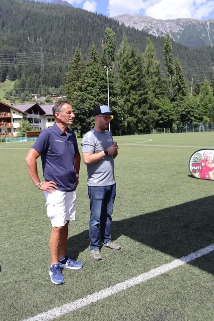Gerhard Eichhorn (TVB St. Anton am Arlberg) und SPG-Arlberg-Stanzertal-Obmann Max Funke.  | Foto: Elisabeth Zangerl