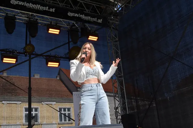 Charlien und Pablo Grande sorgten für musikalische Highlights. | Foto: Stadtgemeinde Laa/MeinBezirk