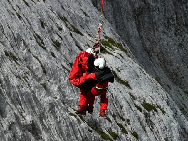 Ein 48-Jähriger musste aus der Kranebitter Klamm geborgen werden. (Symbolbild) | Foto: pexels / Pixabay