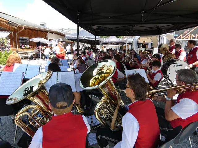 Die MK See umrahmte den Festgottesdienst, anschließend spielte die Musikkapelle einen Frühschoppen. 