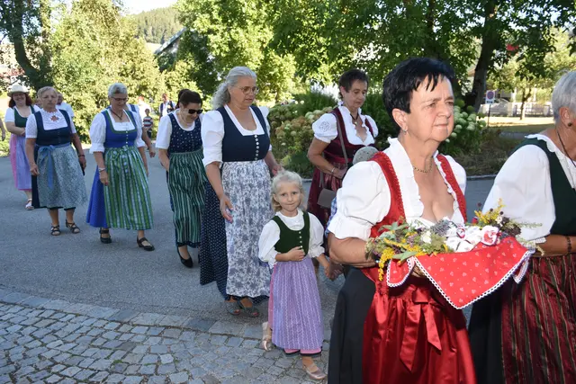 50 Jahre Goldhauben- und Kopftuchgruppe wurde in Waldhausen im Strudengau groß gefeiert. | Foto: Robert Zinterhof