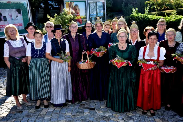 50 Jahre Goldhauben- und Kopftuchgruppe wurde in Waldhausen im Strudengau groß gefeiert. | Foto: Robert Zinterhof