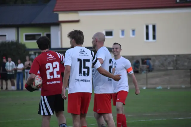 Hannersdorf holte einen 4:2-Derbysieg nach einem 0:2-Pausenrückstand. | Foto: MeinBezirk/Michael Strini