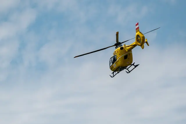 Der 68-Jährige wurde unbestimmten Grades verletzt und nach der Erstversorgung mit dem Notarzthubschrauber in das Unfallkrankenhaus Salzburg geflogen. | Foto: Fotokerschi (Symbolfoto)