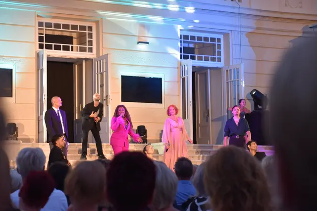 Mamma Mia! Medley mit Drew Sarich, Ana Milva Gomes, Maya Hakvoort und Moritz Mausser. | Foto: Mirjam Preineder