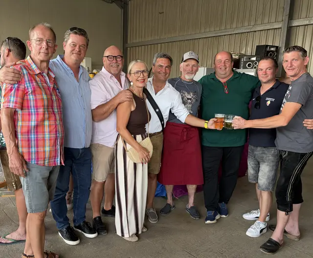 Reinhard Schildberger (2.vo li), Gerald und Maria Grebenjak (3. u. 4. Vo li), Markus Lakounigg (5. vo li)
