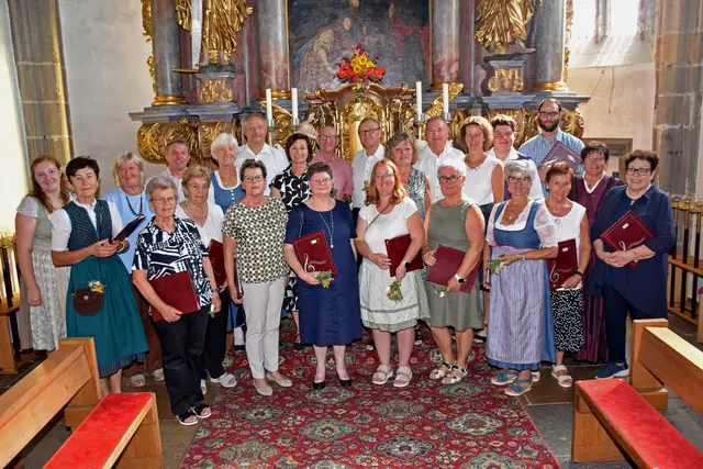 Tag der Tracht und der Blasmusik Pabneukirchen. Chor der Liedertafel Pabneukirchen.  | Foto: Zinterhof