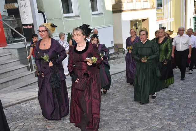 Tag der Tracht und der Blasmusik Pabneukirchen.  | Foto: Zinterhof