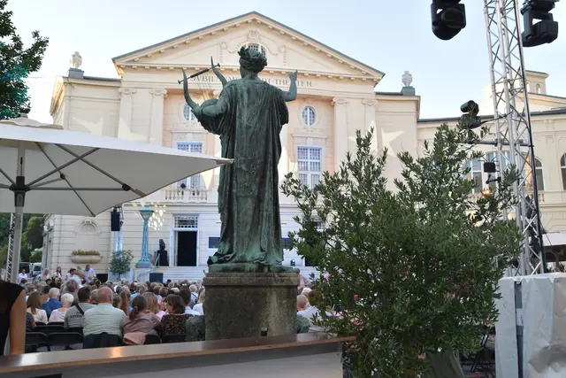 Stadttheater Baden. | Foto: Mirjam Preineder