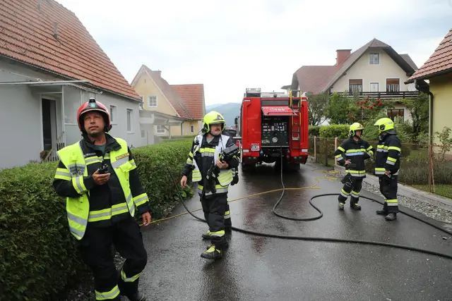 38 Helfer von zwei Feuerwehren waren im Einsatz.