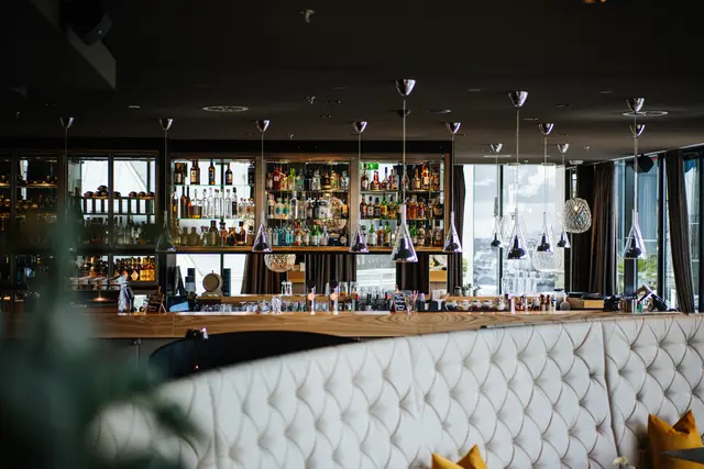 Aus LAGANA wird SEVEN FOUR EIGHT: Ab 10. September ist das neue Restaurantkonzept im voco Villach für alle Gäste geöffnet. | Foto: Konstantin Kurasch
