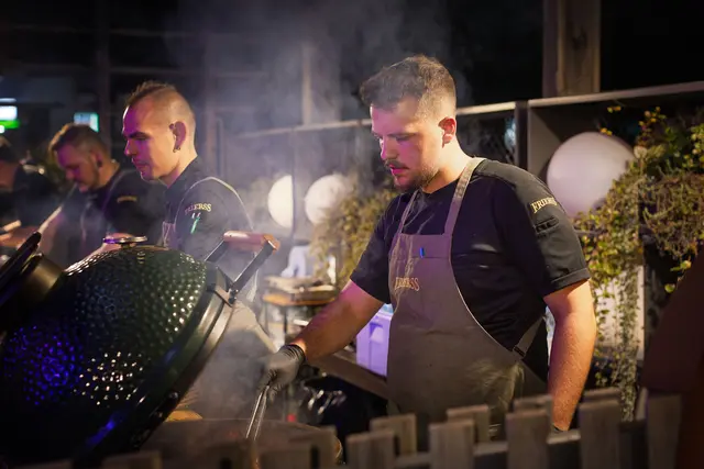 Am Donnerstag, 20. August, findet ab 19 Uhr noch einmal die BBQ Night im Frierss Feines Haus in Villach statt.  | Foto: Frierss
