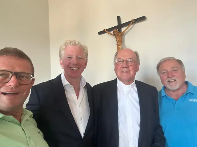 Josef Eppensteine, Peter Mc Donald, Bischof Alsois Schwarz und Raimund Hager. | Foto: DSG / Zarl