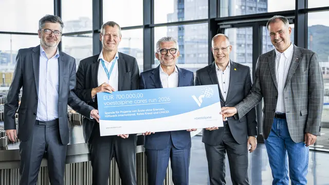 Die generierten „cares“ wurden vom Konzern in 700.000 Euro umgewandelt, die nun an Ärzte ohne Grenzen, Hilfswerk International, das Österreichische Rote Kreuz und UNICEF Österreich für nationale und internationale Hilfsprojekte übergeben wurden. | Foto: voestalpine AG