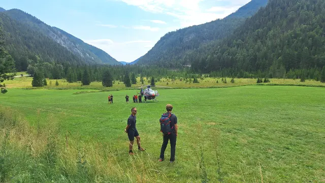Auch Hubschrauber kamen zum Einsatz. | Foto: Filmteam-Austria/Theny