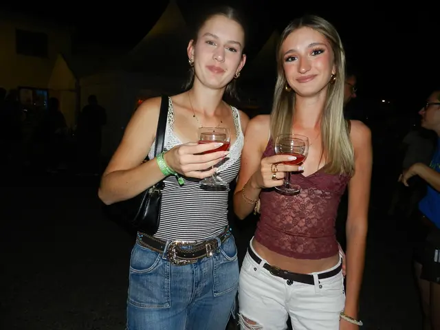 Manuela Tischler und Carina Huber haben sich gut unterhalten. | Foto: Heribert Punz