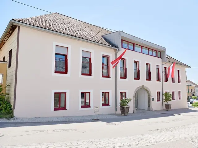 Wohnen mit Service in Kleinzell bringt ältere Menschen ins Ortszentrum.  | Foto: Anton Hochenburger