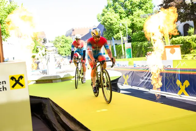 Zieleinfahrt für Christoph Filz und Christoph Löffler.  | Foto: Jure Gasparic