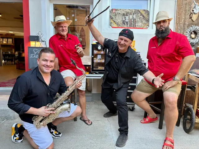 Peter Sax, Zigarren-Herbert, Grillweltmeister Adi Matzek und Zigarren-Matthias. | Foto: Markus Kahrer
