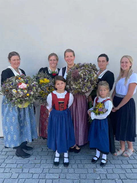 Kräuterweihe in Niederndorf.  | Foto: Johanna Weber 