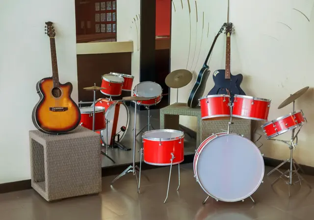 Musikinstrumente. (Symbolbild) | Foto: unsplash / Tapan Kumar Choudhury
