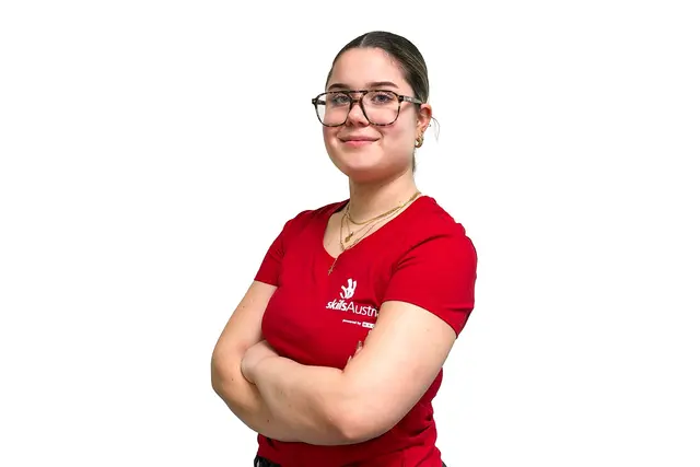 Die 18-jährige Angelina Rainer aus Dölsach vertritt Österreich bei den WorldSkills 2026 in Shanghai.  | Foto: SkillsAustria/Wieser