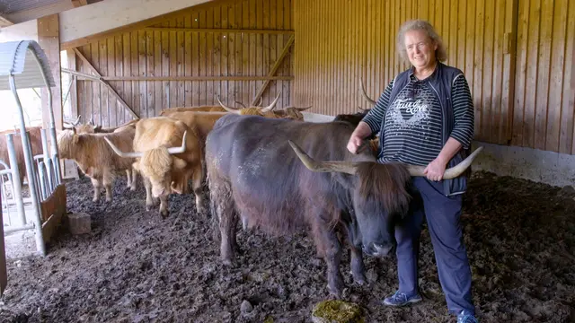 Irina Orlicek hat sich auf dem Mühlbergerhof ihren Traum vom Leben als Landwirtin erfüllt.
 | Foto: ORF/Ab Hof TV Produktion