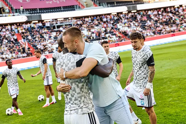 Saša Kalajdžić und Samuel Adeniran. | Foto: LASK