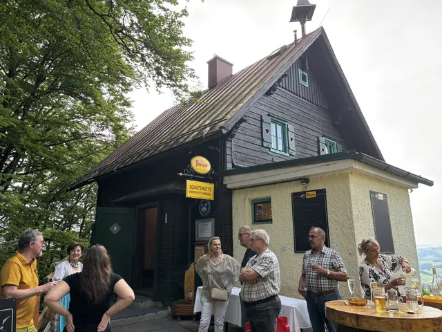 Die urige Schutzhütte. Bild von Neu-Eröffnung 2025 | Foto: MeinBezirk Perg/Köck