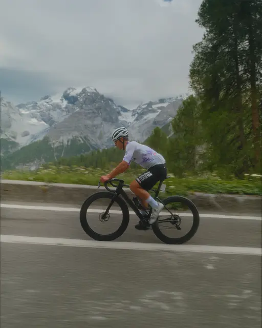 Der Pfaffenhofer Philip Handl wagt nach 18 Jahren im Mountainbike-Rennsport den Wechsel in die Königsklasse des Ultrasports: das Unsupported-Ultracycling beim RACE ACROSS AUSTRIA.  | Foto: Handl