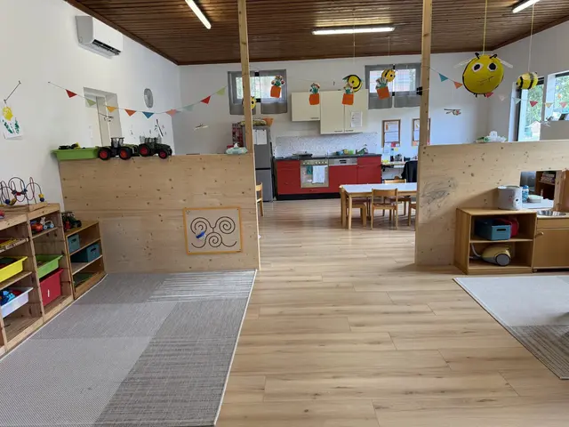 Anja Klamminger und Elina Jahn, die beiden Gemeindetagesmütter in Ilztal haben wieder Platz für neue Kinder.  | Foto: Tagesmütter Ilztal