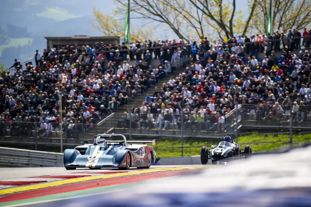 Legendäre Boliden ziehen bei den Red Bull Ring Classics ihre Runden.