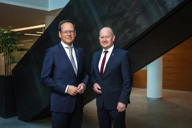 Der Vorstand der Hypo Oberösterreich: Klaus Kumpfmüller (l.) und Thomas Wolfsgruber. | Foto: Zoe Goldstein