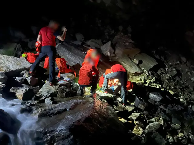 Auf rund 2.090 m Seehöhe konnten der Wanderer im steil abfallenden Bachbett des Kölnreinbaches aufgefunden werden.  | Foto: Bergrettung Lieser-Maltatal