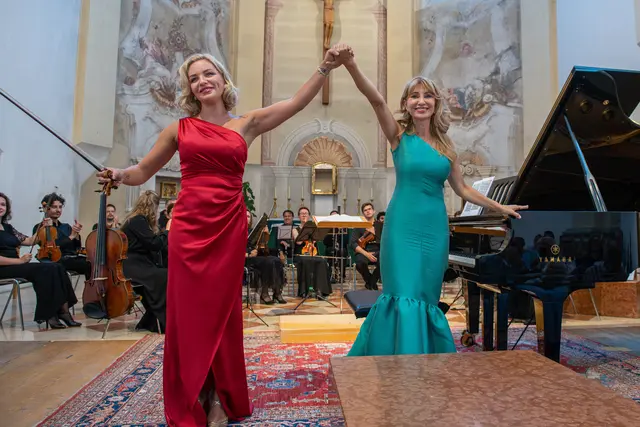 Internationale Diplomatie traf beim 42. Chopin Festival im Bezirk Scheibbs auf Lokalpolitik, Weltstars auf Nachwuchstalente und Hochkultur auf eine erstaunlich ungezwungene Atmosphäre.
 | Foto: Sebastian Kokon/Chopin Festival