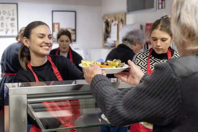 Zählt seit Jahren zu den Fixpunkten in der Weihnachtszeit: das dm Festessen im Caritas-Haus Elisabeth. | Foto: dm